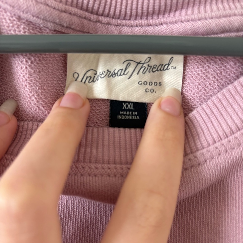 over-sized blush pink crew neck - Picture 4 of 4
